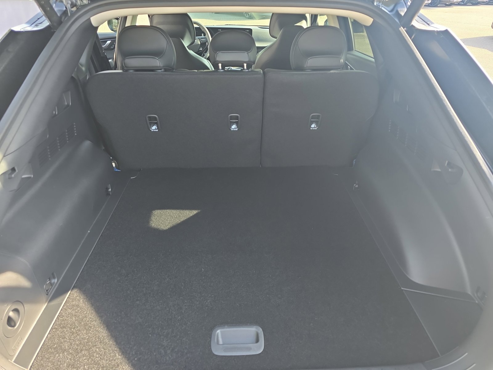 New 2025 Kia EV6 Wind image 12