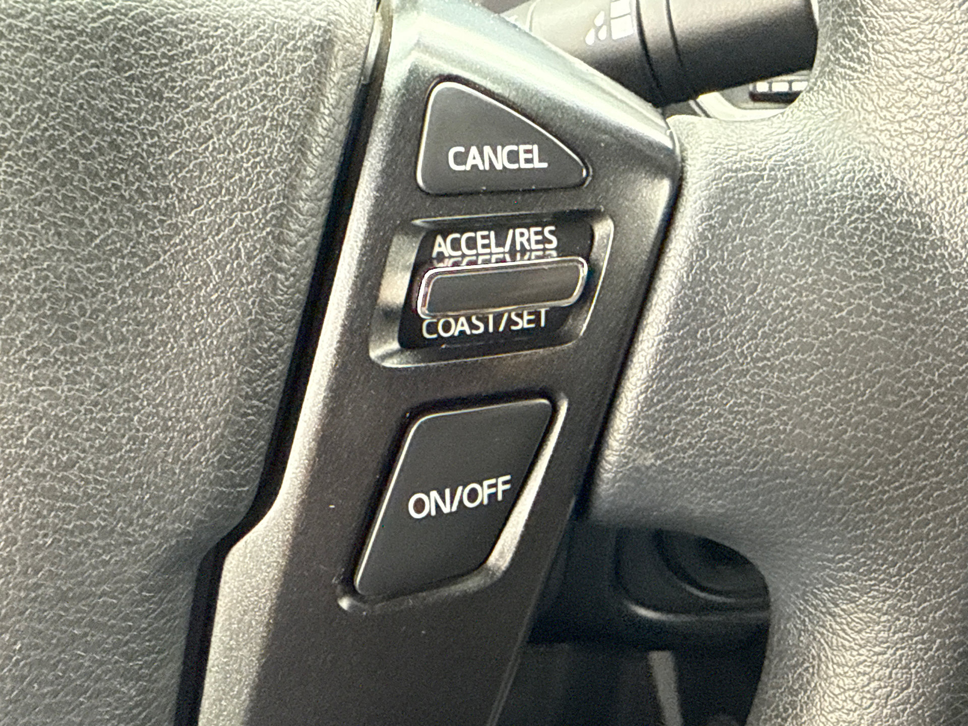 Used 2023 Nissan Frontier SV AWD/4WD image 29
