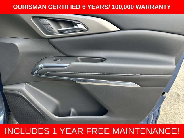 Used 2025 Chevrolet Traverse LT w/ Driver Confidence Package FWD image 9