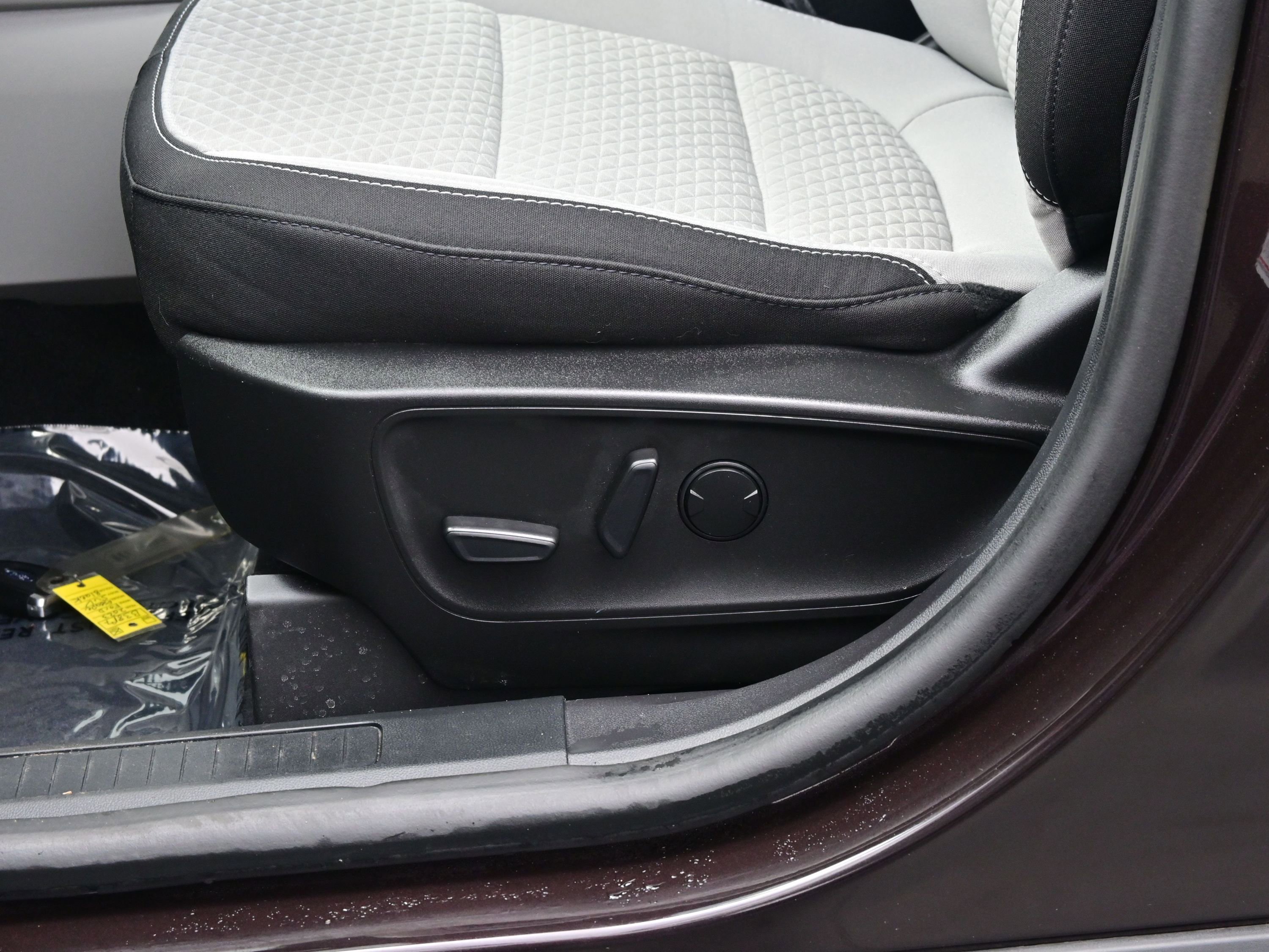 Used 2023 Ford Escape Active image 11