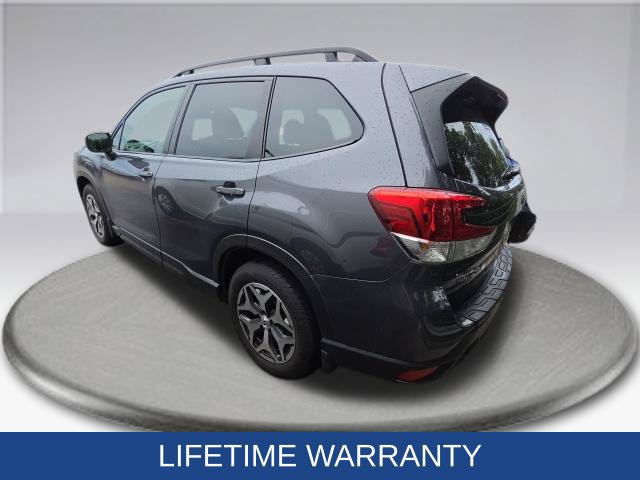 Certified 2023 Subaru Forester Premium AWD/4WD image 11