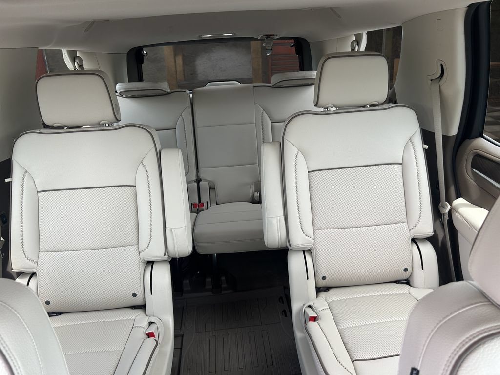 Certified 2023 GMC Yukon Denali AWD/4WD image 16