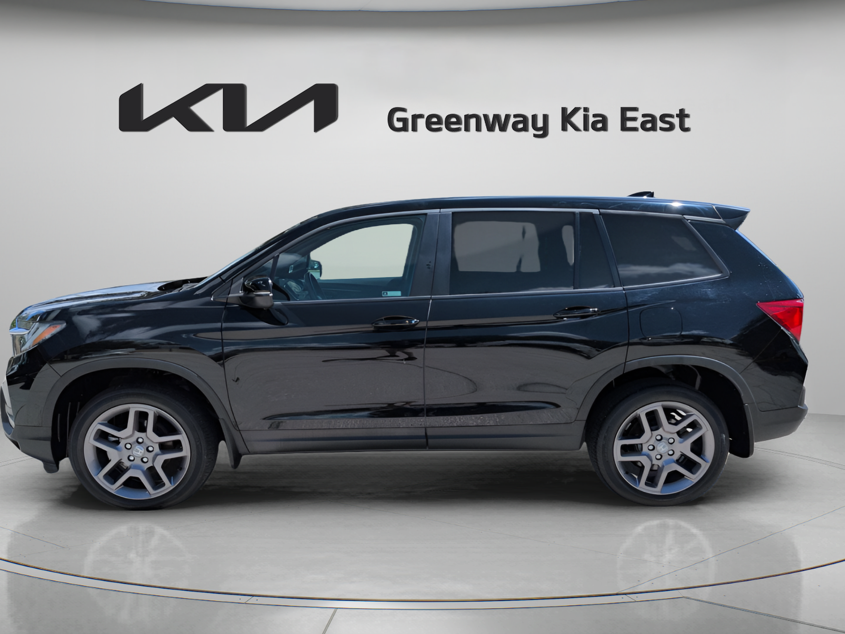 Used 2023 Honda Passport EX-L image 9