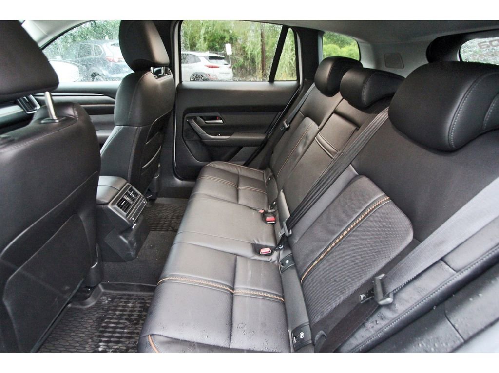 Used 2025 MAZDA CX-50 AWD 2.5 Turbo w/ Weather Package image 12