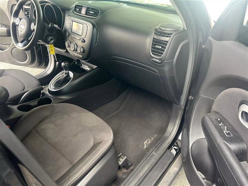 Used 2019 Kia Soul image 9