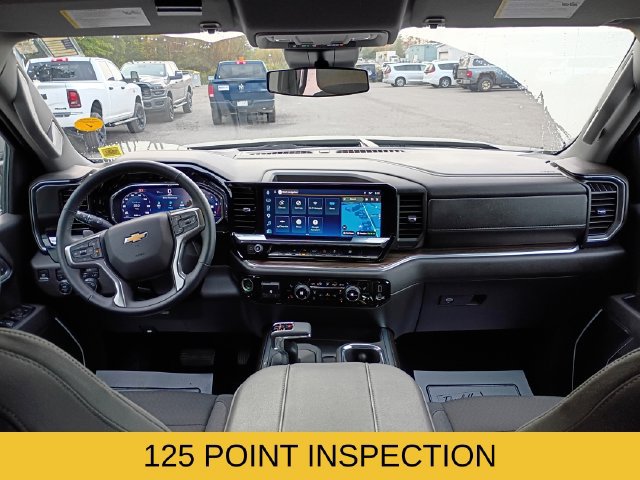 Used 2025 Chevrolet Silverado 1500 LT AWD/4WD image 9