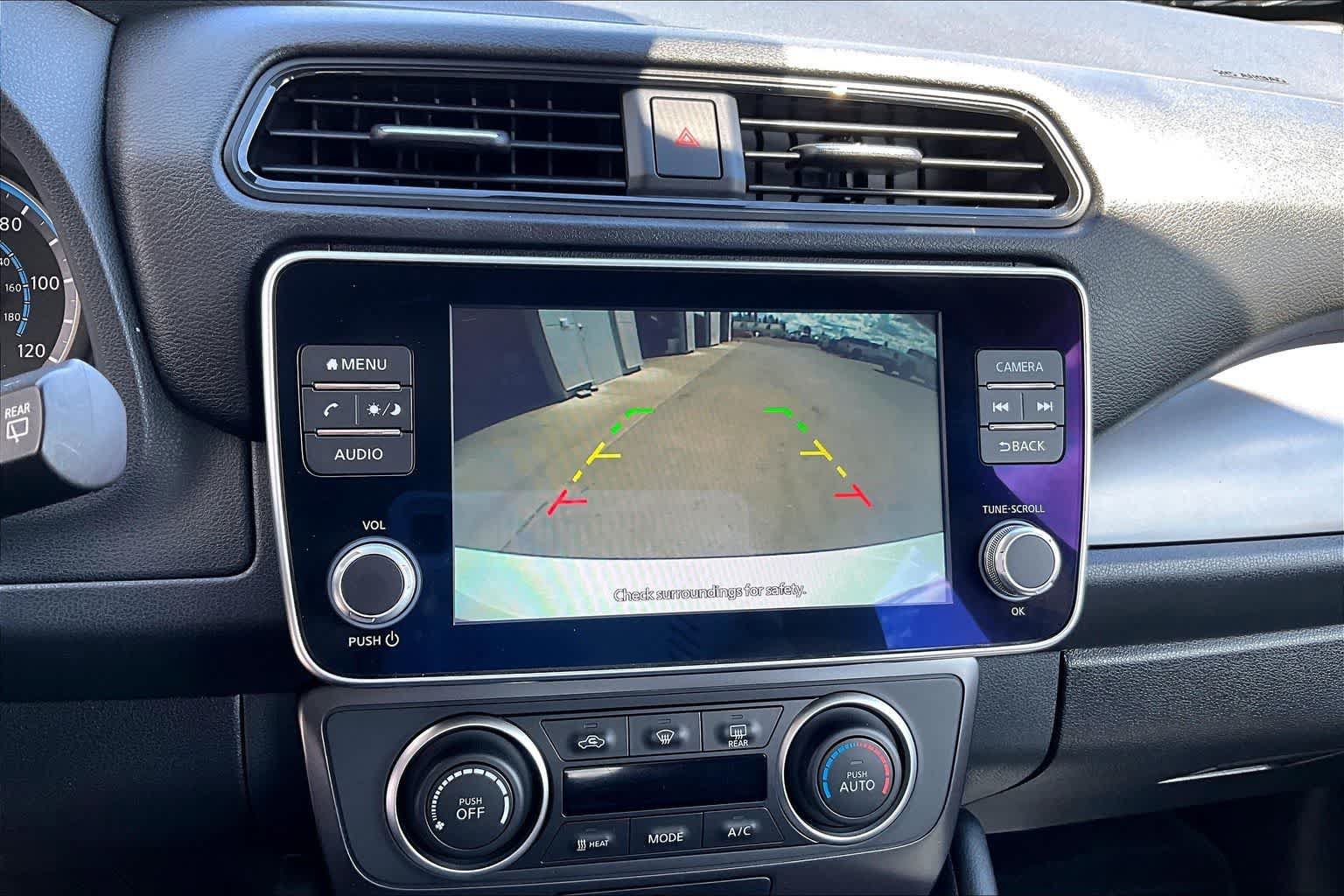 Used 2024 Nissan Leaf S FWD image 27