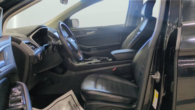 Used 2017 Ford Edge SEL w/ Equipment Group 201A AWD/4WD image 15