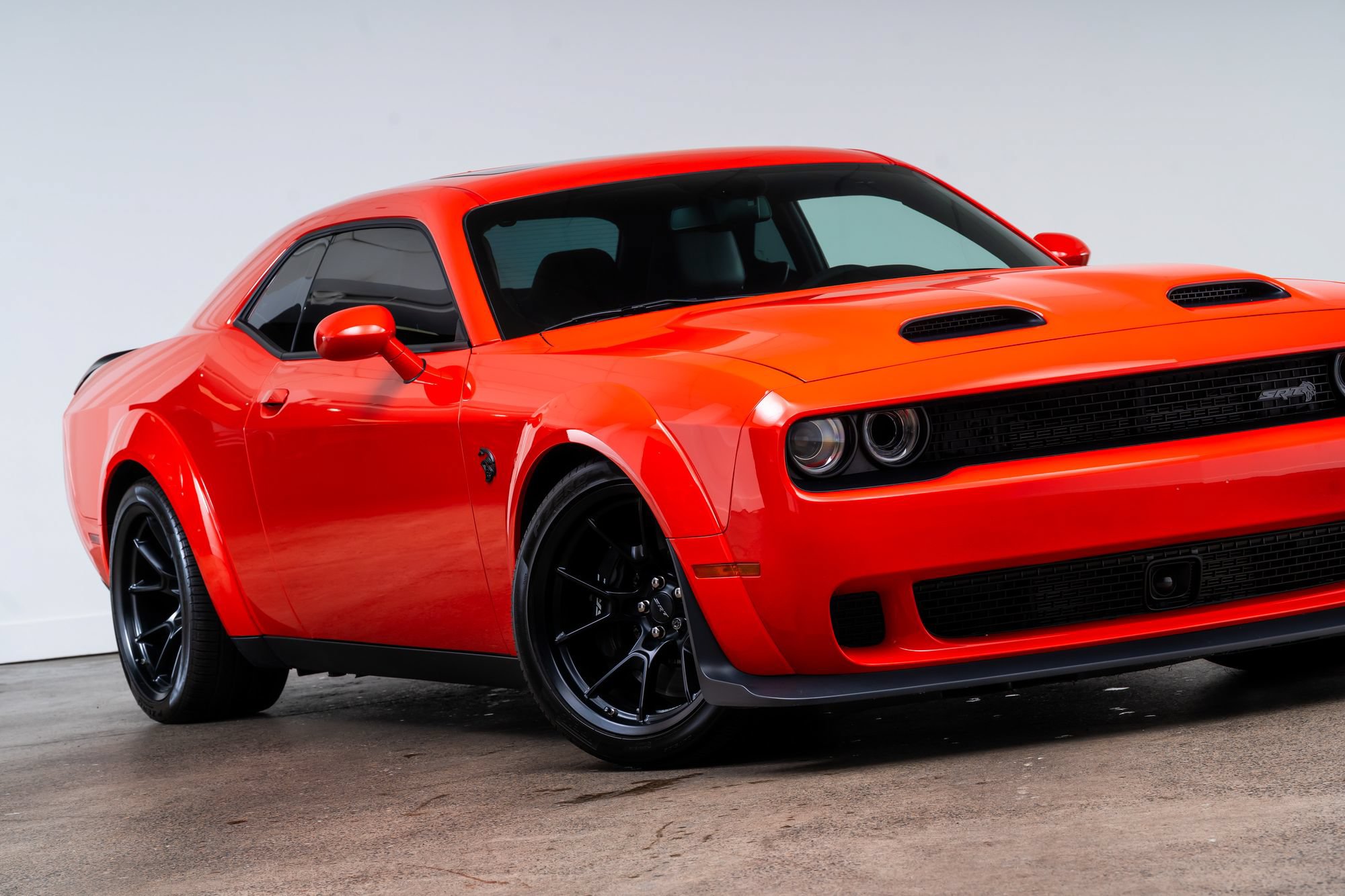 Used 2023 Dodge Challenger SRT Hellcat RWD image 2