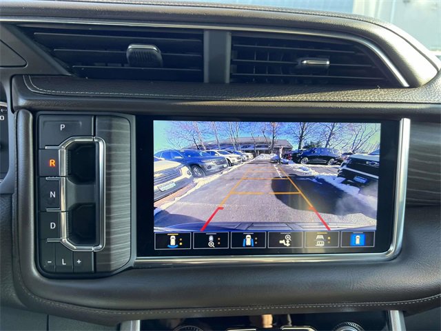 Used 2021 GMC Yukon Denali w/ Denali Premium Package image 22