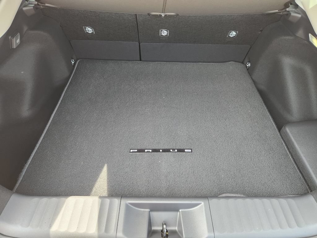 New 2026 Toyota Prius Plug-In Hybrid FWD image 22