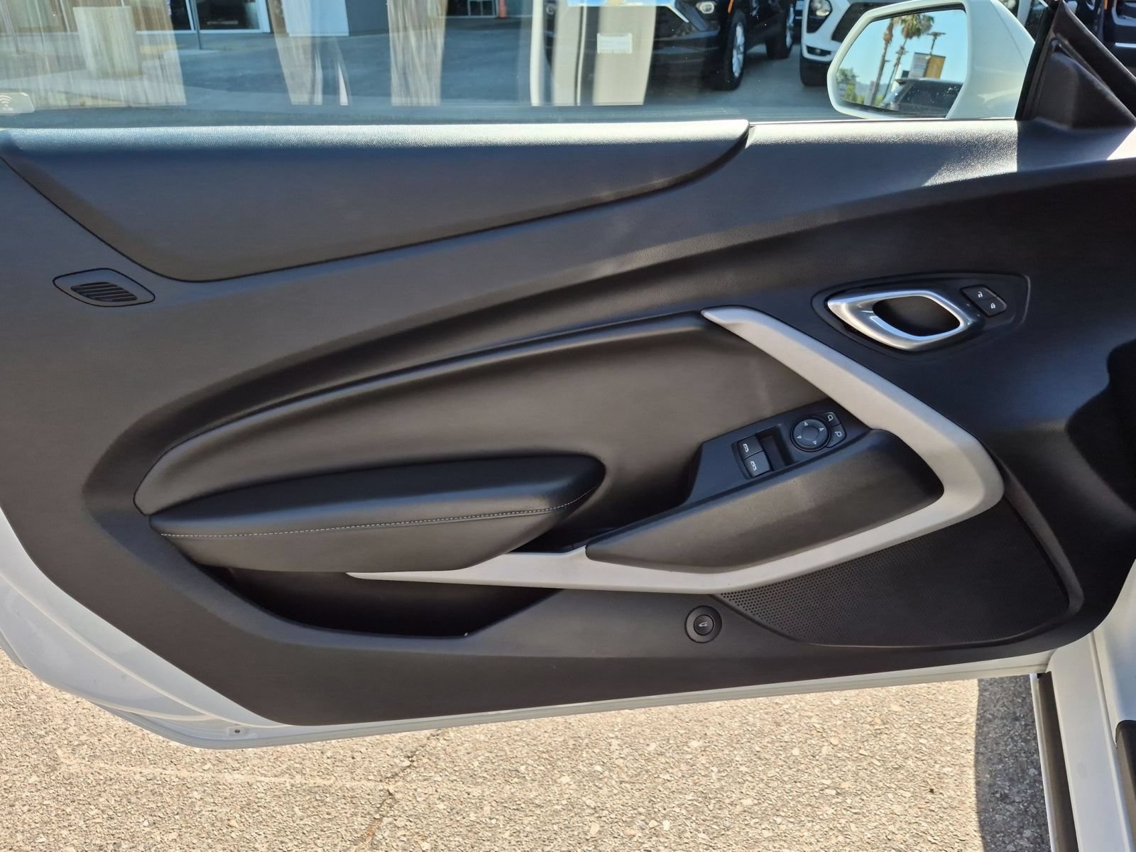 Used 2020 Chevrolet Camaro LT RWD image 10