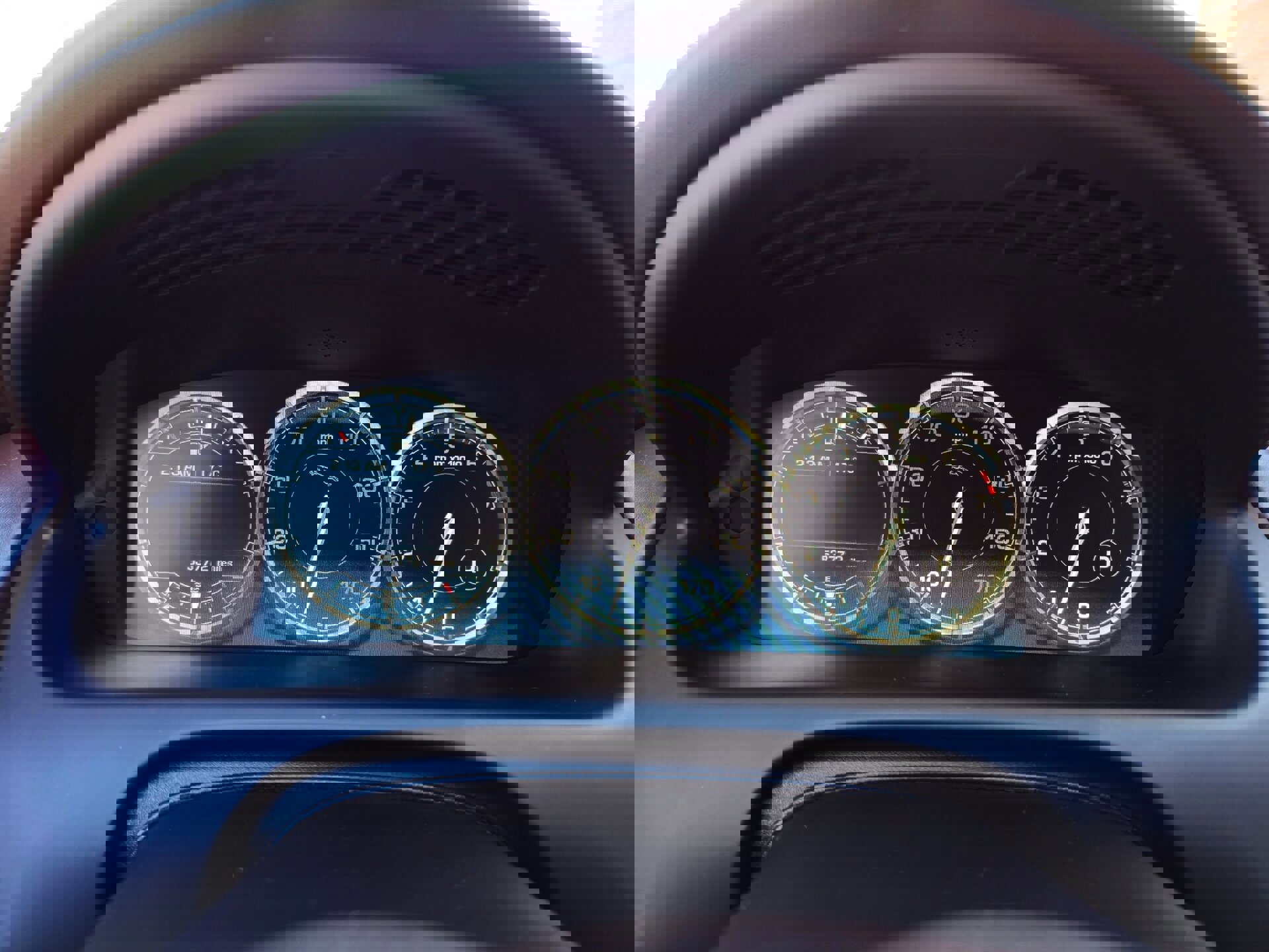 Used 2012 Jaguar XJ RWD image 18