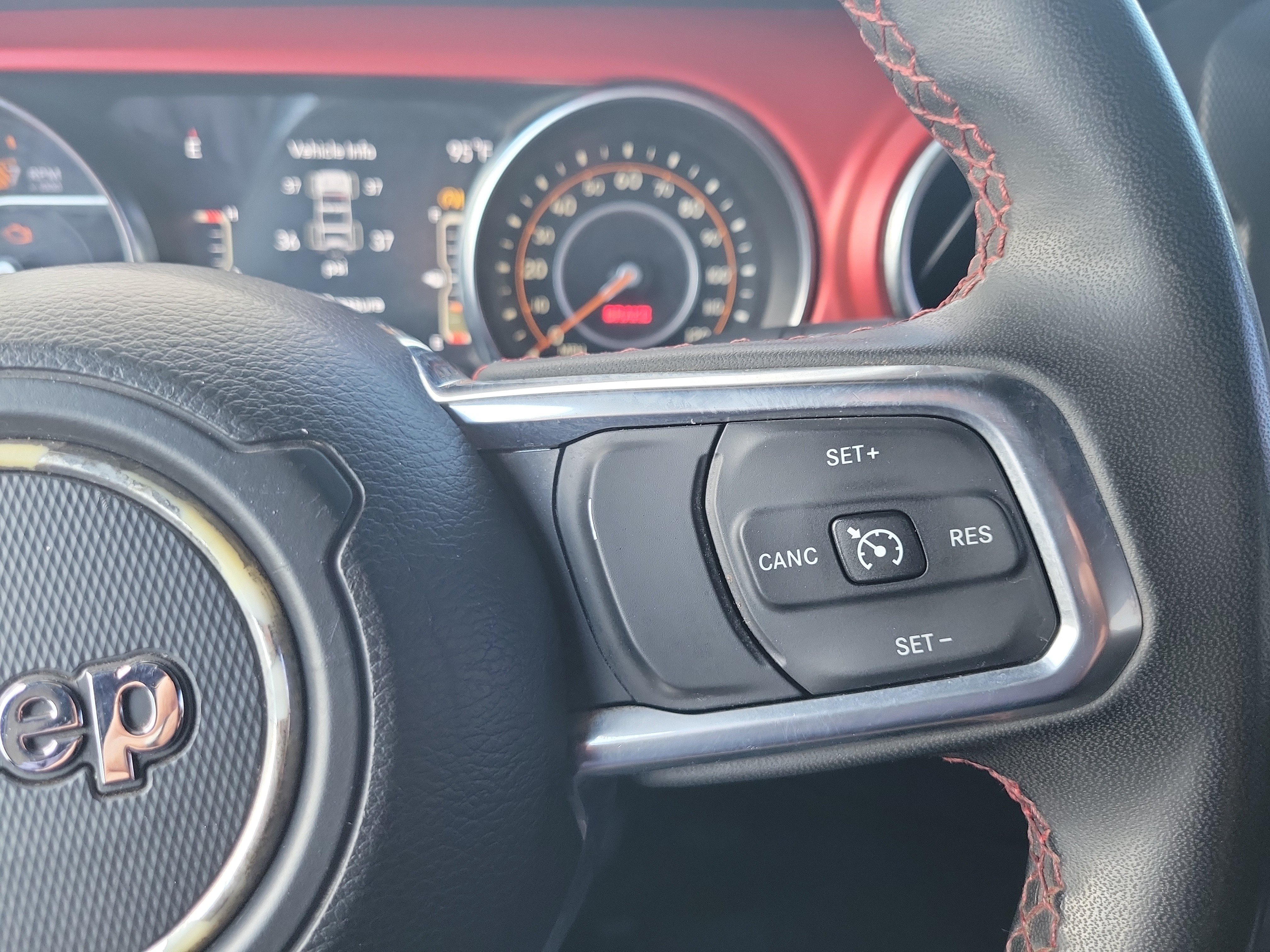Used 2023 Jeep Wrangler Rubicon AWD/4WD image 28