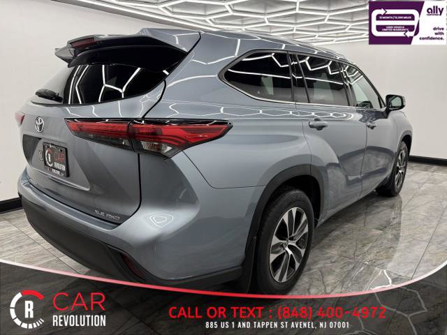 Used 2021 Toyota Highlander XLE image 9