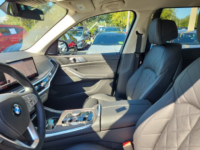 Used 2026 BMW X7 xDrive40i AWD/4WD image 19