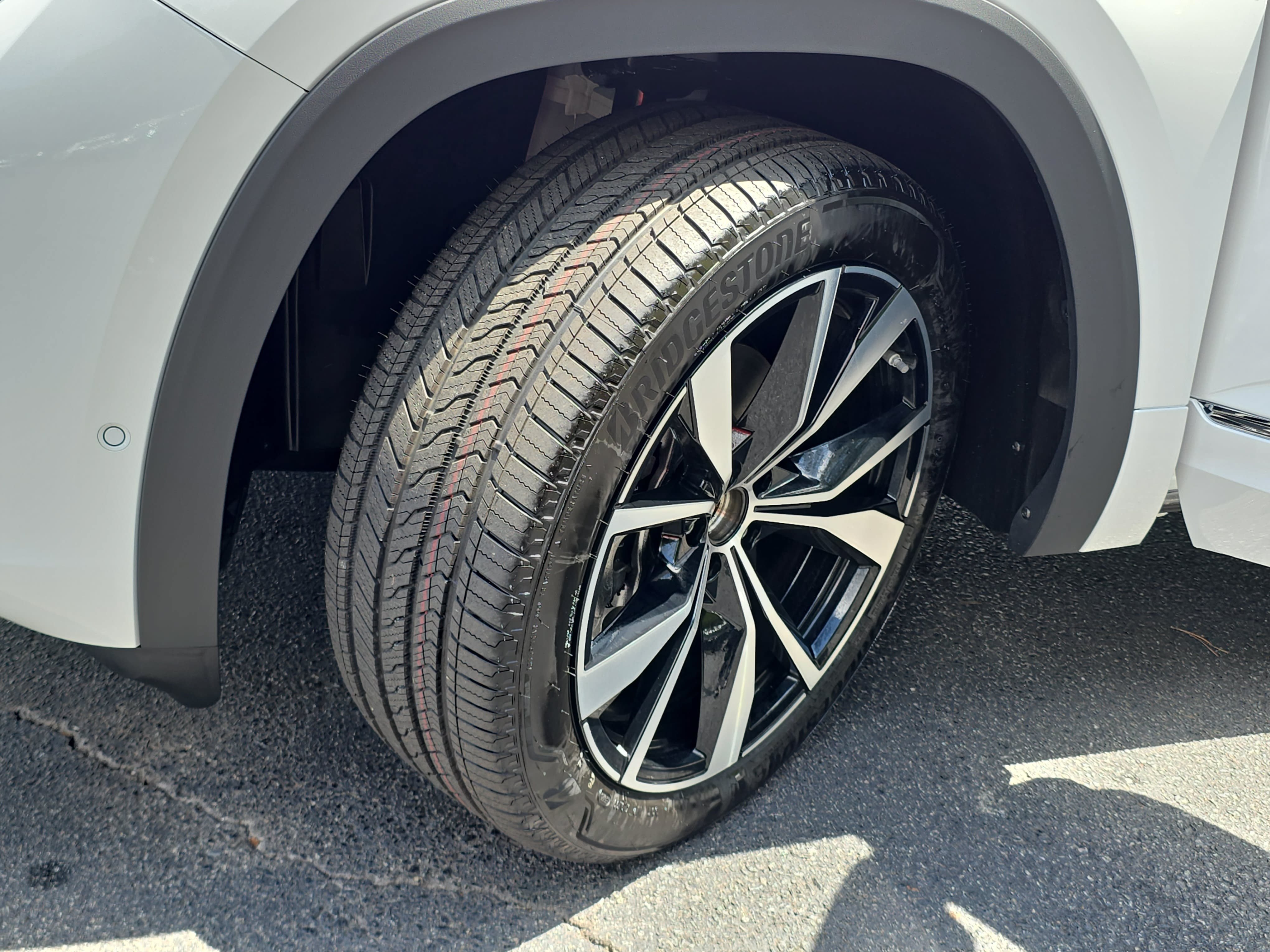 New 2026 Volkswagen Atlas SEL Premium R-Line AWD/4WD image 33