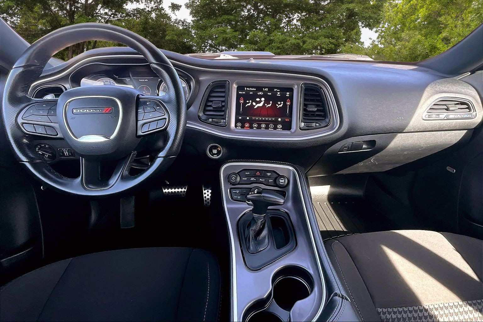 Used 2022 Dodge Challenger R/T w/ Shaker Package image 7