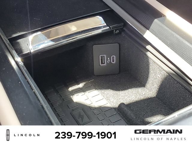 New 2024 Lincoln Corsair Grand Touring w/ Equipment Group 301A AWD/4WD image 31