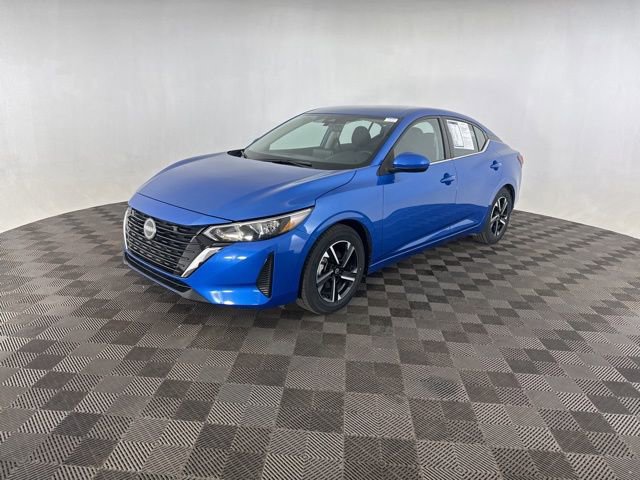 Used 2025 Nissan Sentra SV image 4