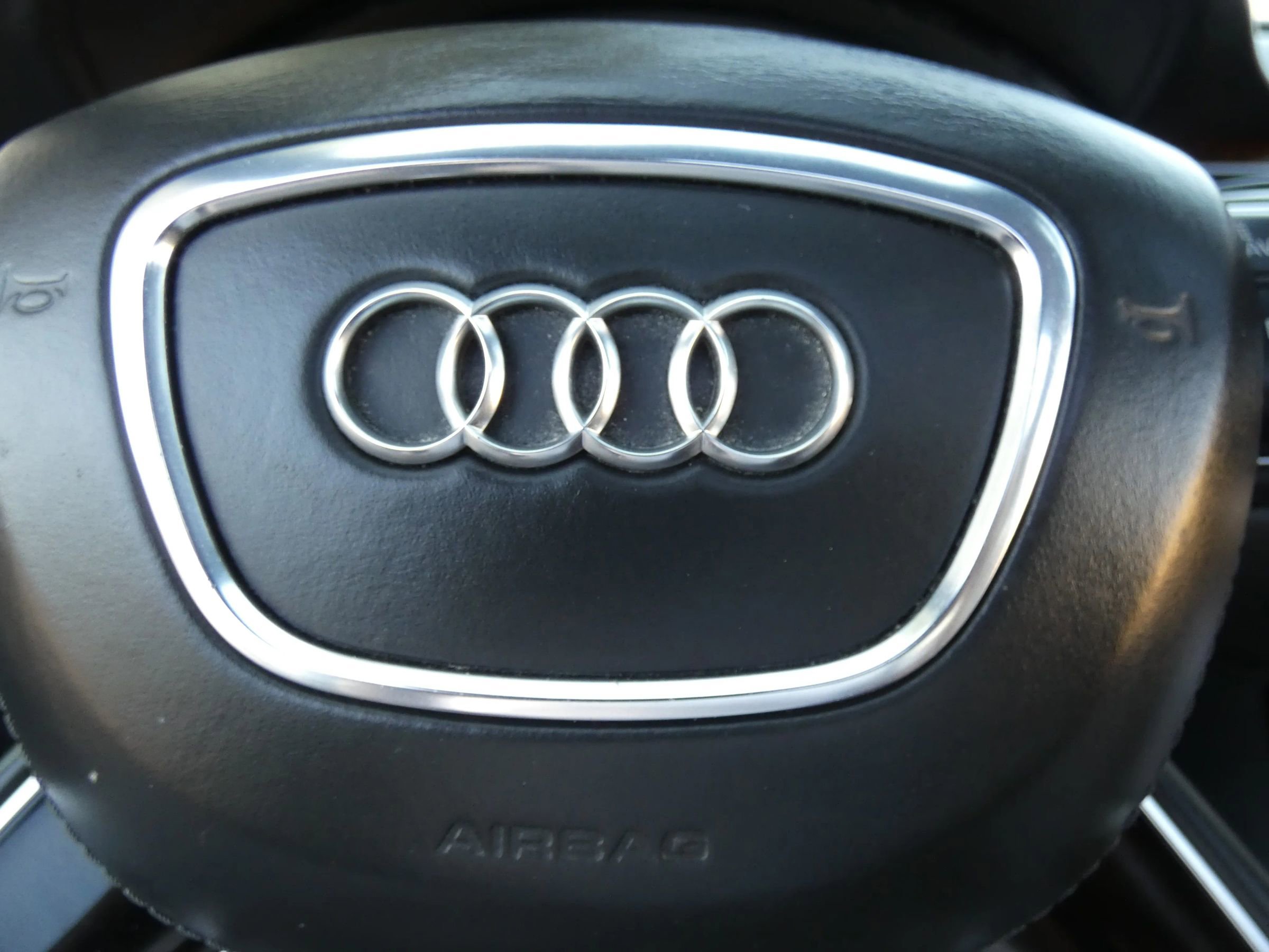 Used 2015 Audi A8 L 4.0T image 74