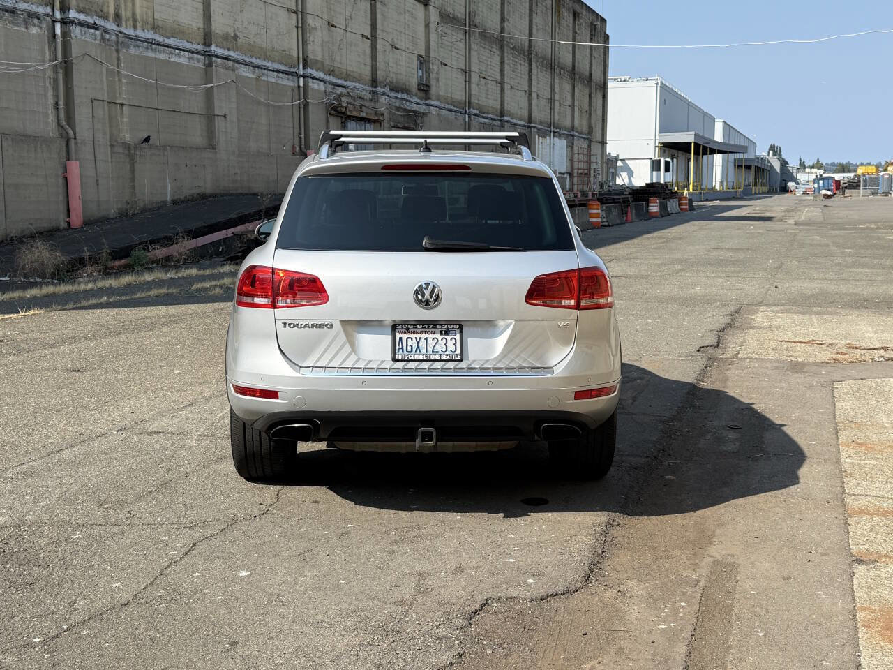 Used 2012 Volkswagen Touareg Sport image 67