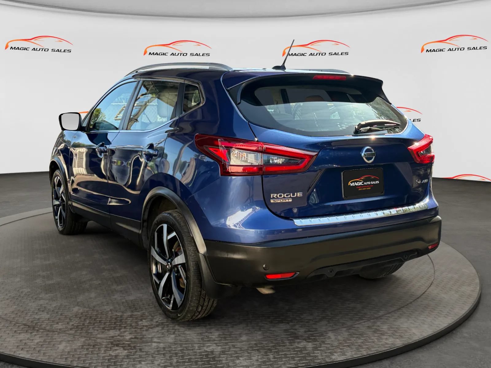 Used 2020 Nissan Rogue Sport SL w/ Premium Package AWD/4WD image 8