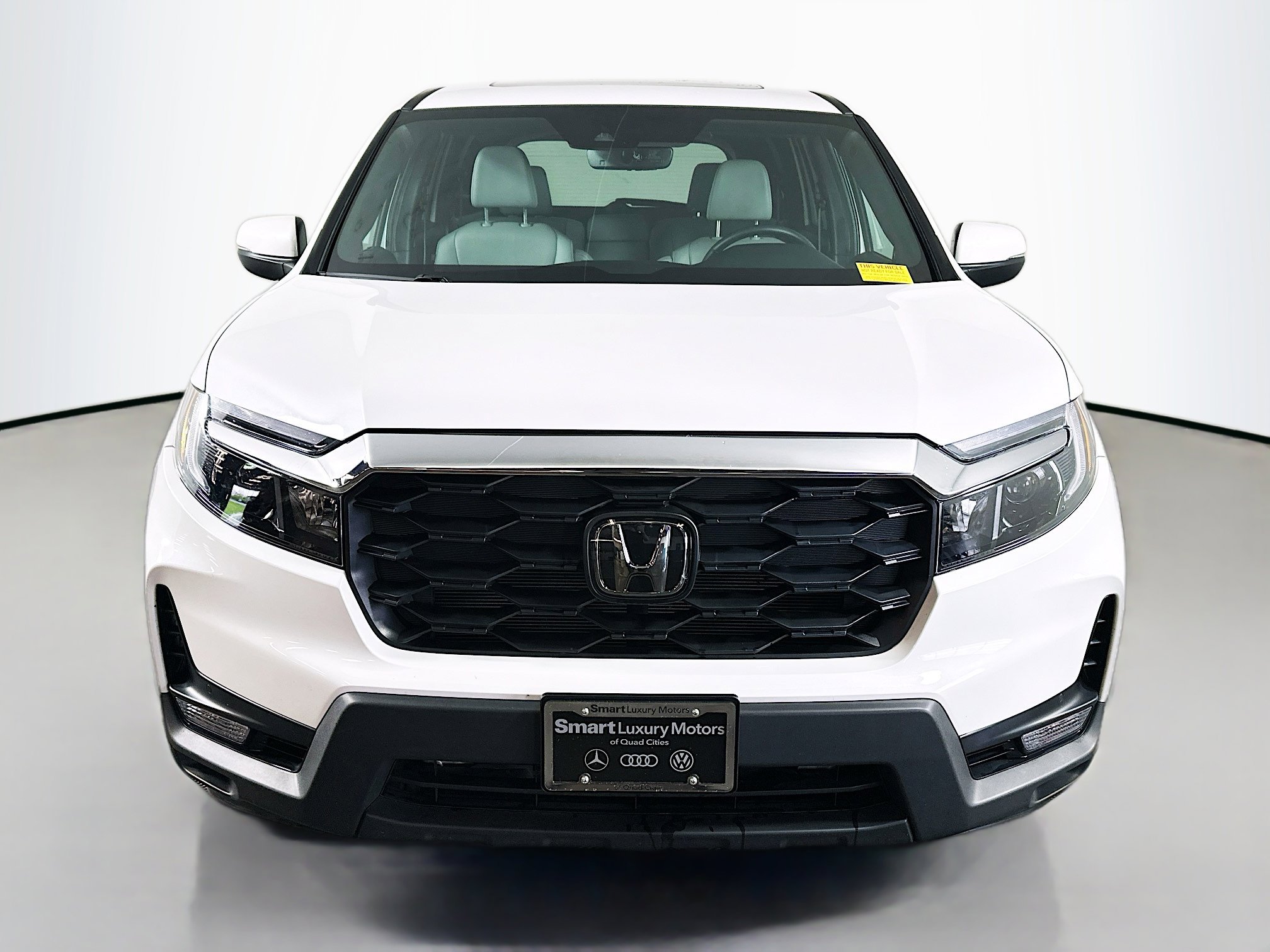 Used 2023 Honda Passport EX-L image 2