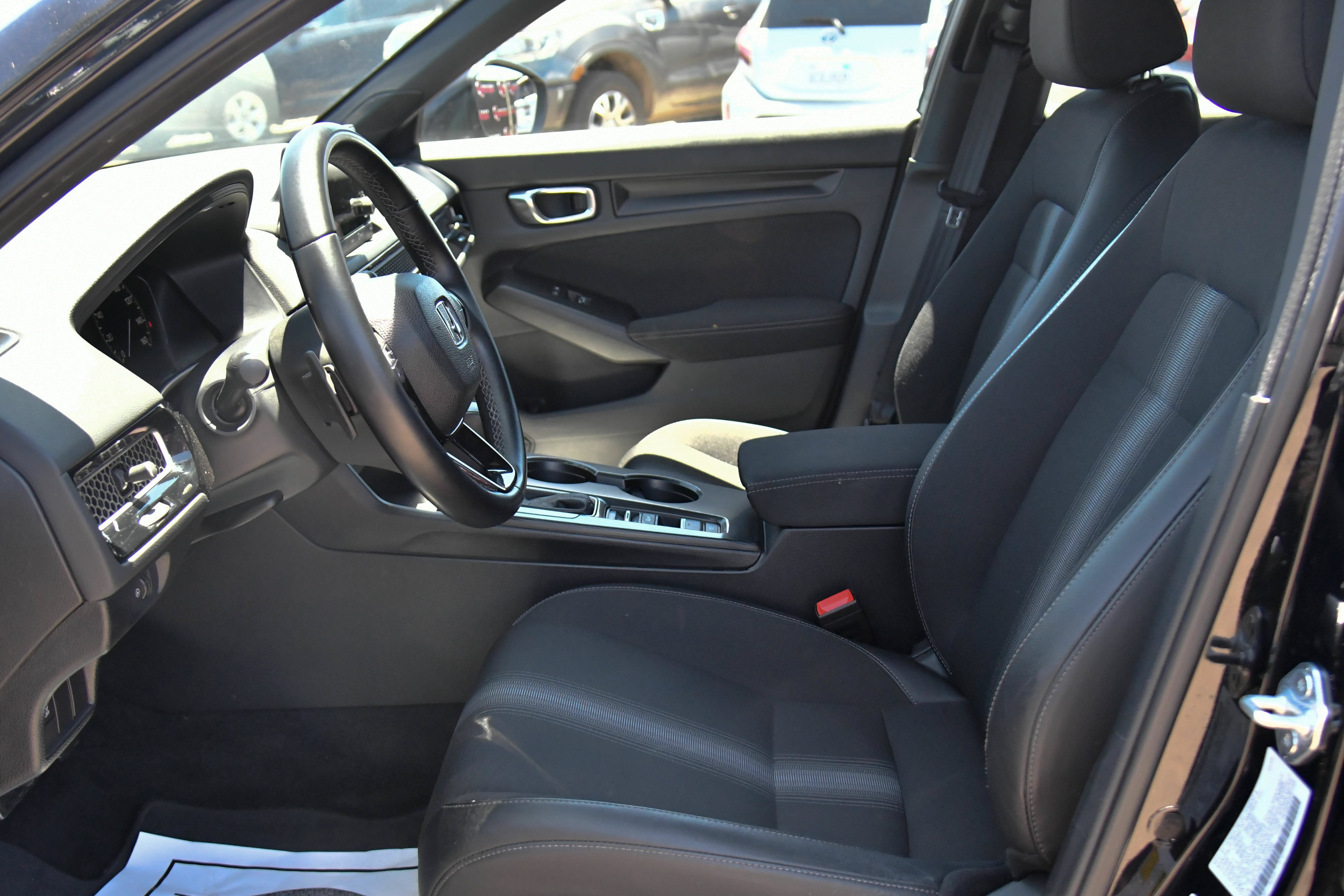 Used 2025 Honda Civic Sport image 16