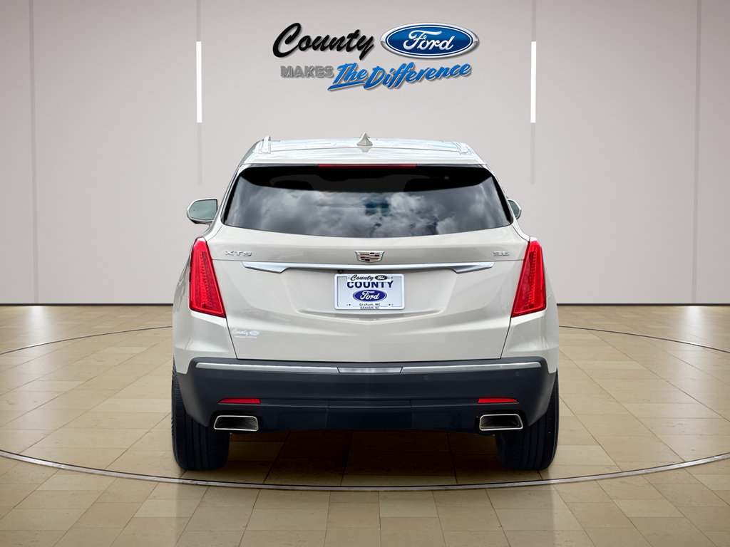 Used 2017 Cadillac XT5 Luxury FWD image 4