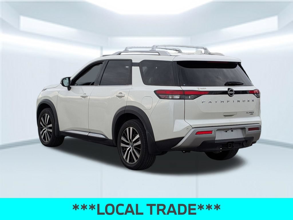 Used 2023 Nissan Pathfinder Platinum w/ Cargo Package AWD/4WD video 3