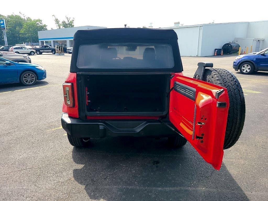 Used 2023 Ford Bronco Outer Banks AWD/4WD image 14