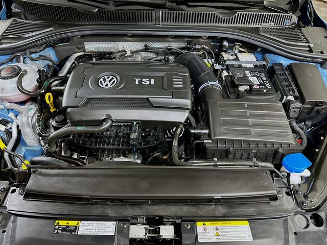 Used 2025 Volkswagen Jetta GLI Autobahn FWD image 30
