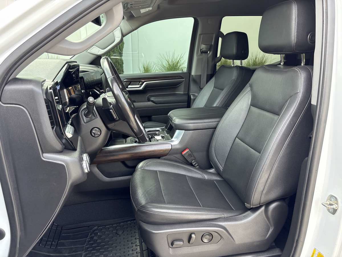 Used 2023 GMC Sierra 1500 SLT w/ SLT Premium Package AWD/4WD image 20