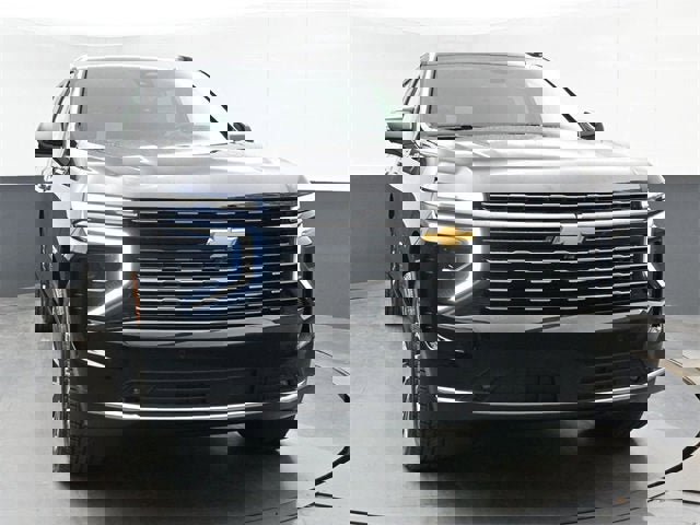 New 2026 Chevrolet Suburban High Country image 3