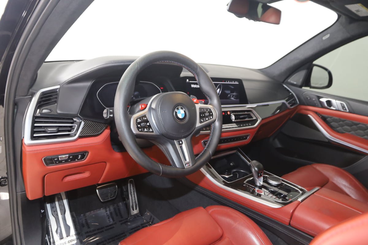 Used 2021 BMW X5 M w/ Executive Package AWD/4WD image 30