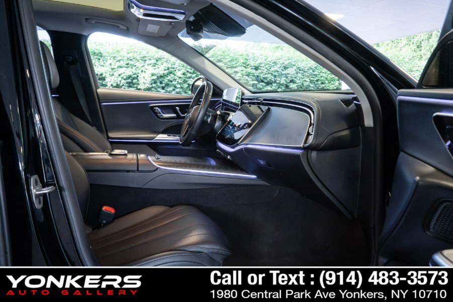 Used 2025 Mercedes-Benz E 350 4MATIC Sedan w/ Winter Package image 27