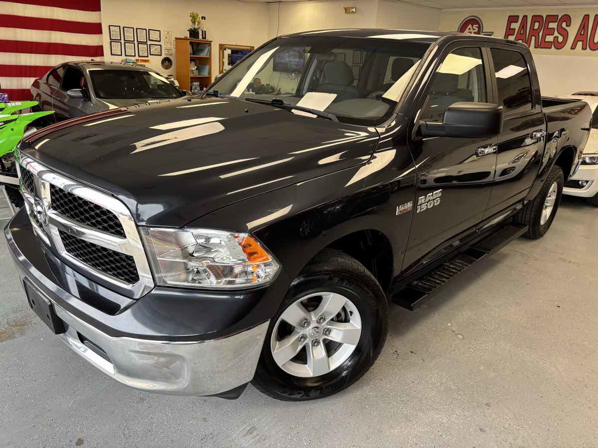Used 2018 RAM 1500 Classic SLT image 6