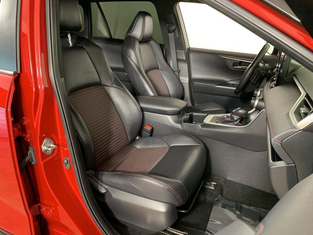 Used 2023 Toyota RAV4 XSE AWD/4WD image 39