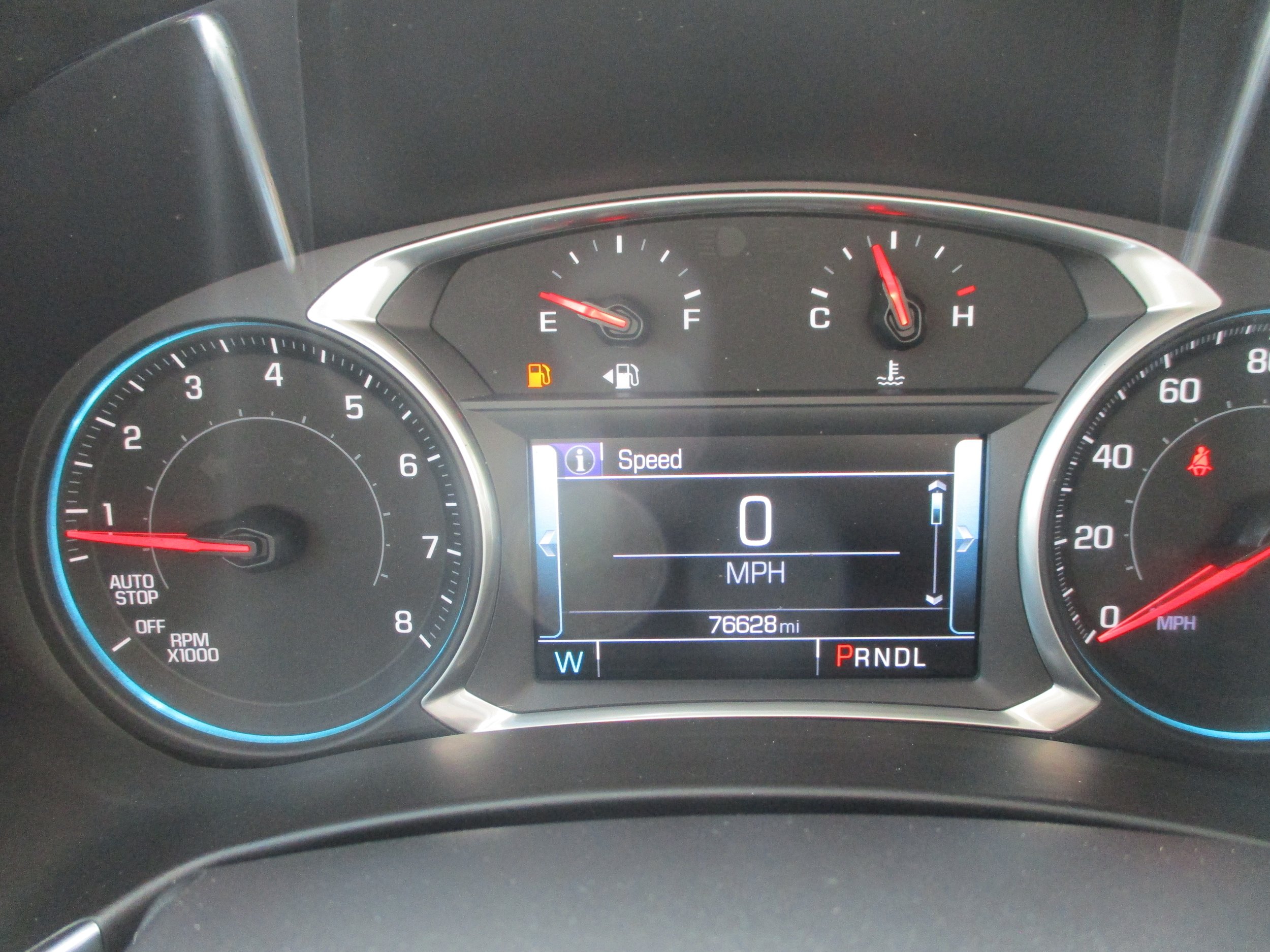 Used 2018 Chevrolet Equinox Premier FWD image 21