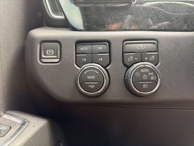 Used 2024 Chevrolet Silverado 1500 LT Trail Boss w/ Convenience Package II image 25