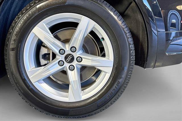 Used 2022 Audi Q5 2.0T Premium AWD/4WD image 30