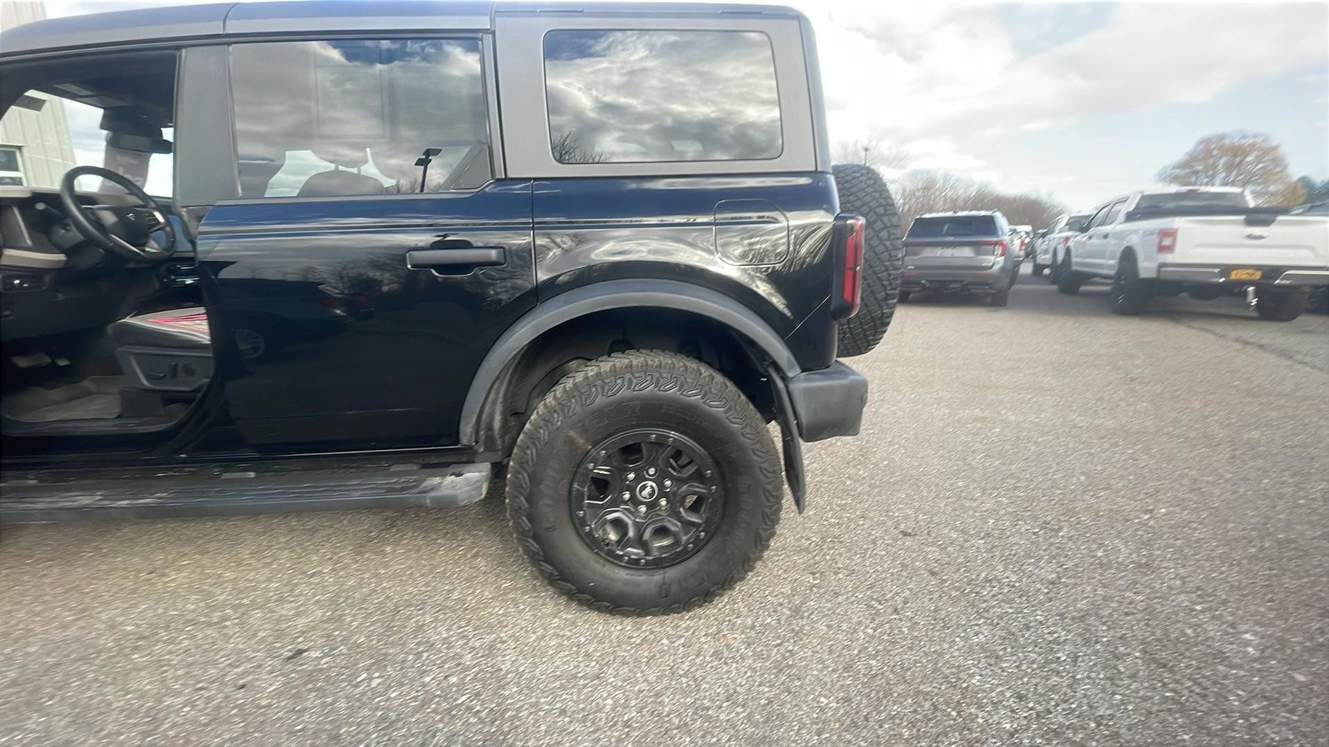 Certified 2024 Ford Bronco Wildtrak image 26