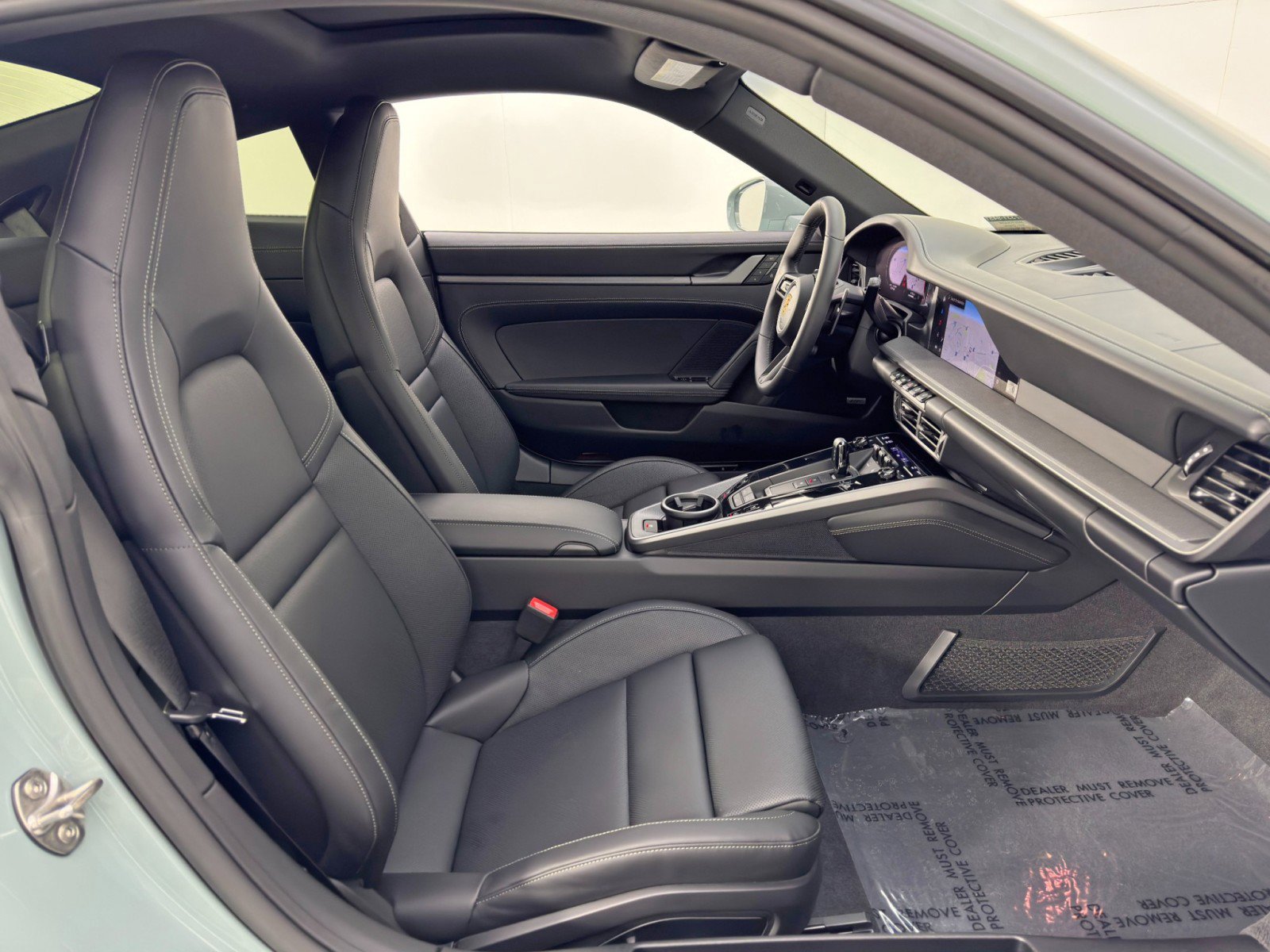 Used 2025 Porsche 911 Carrera image 15