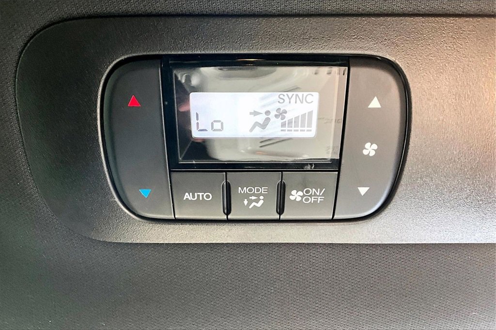 Used 2023 Honda Odyssey Sport image 25