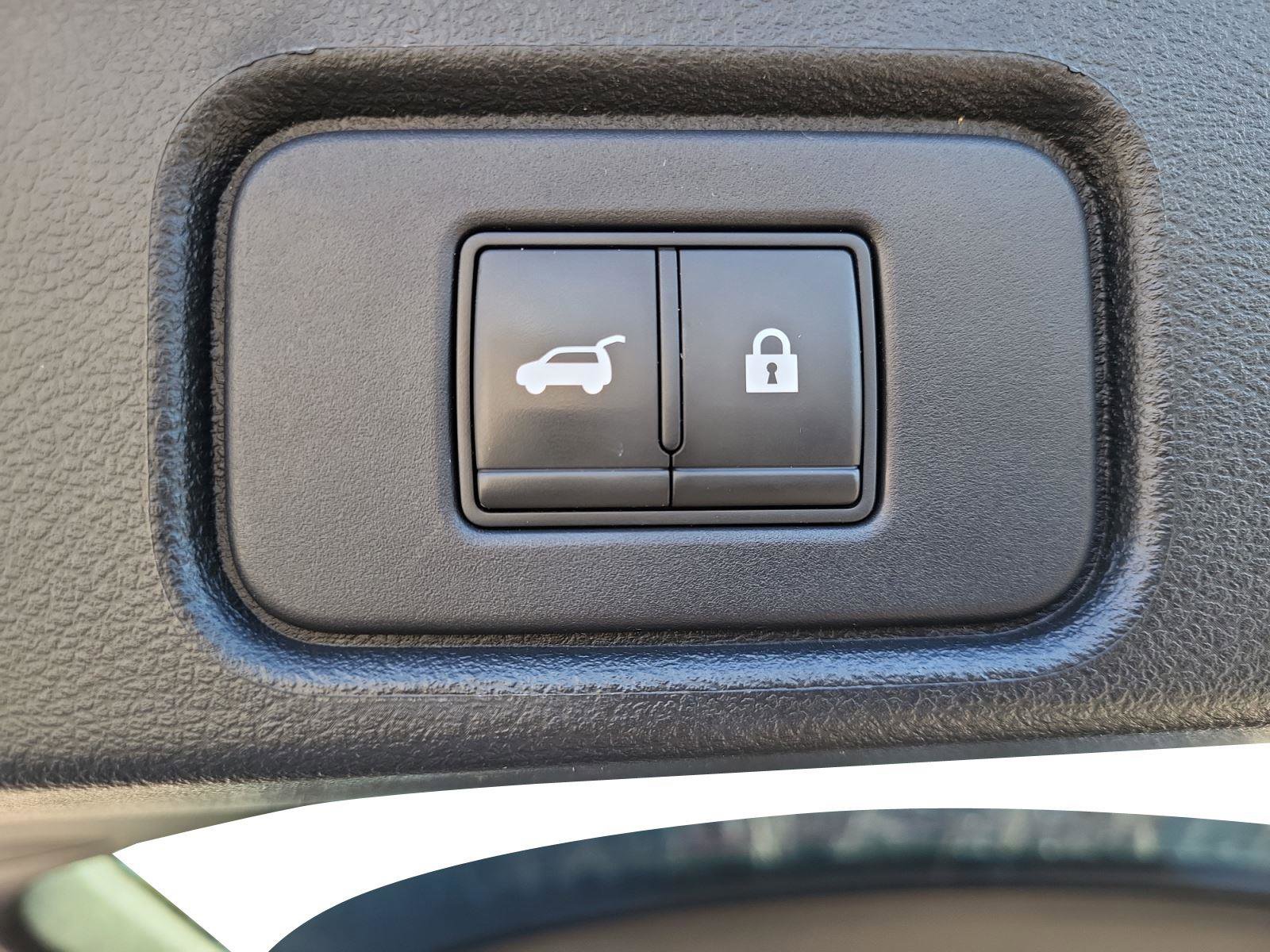 Used 2022 Nissan Pathfinder SL image 23