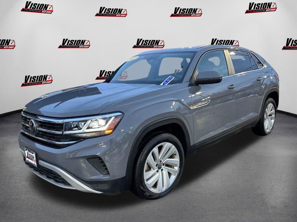 Used 2022 Volkswagen Atlas Cross Sport SE image 1