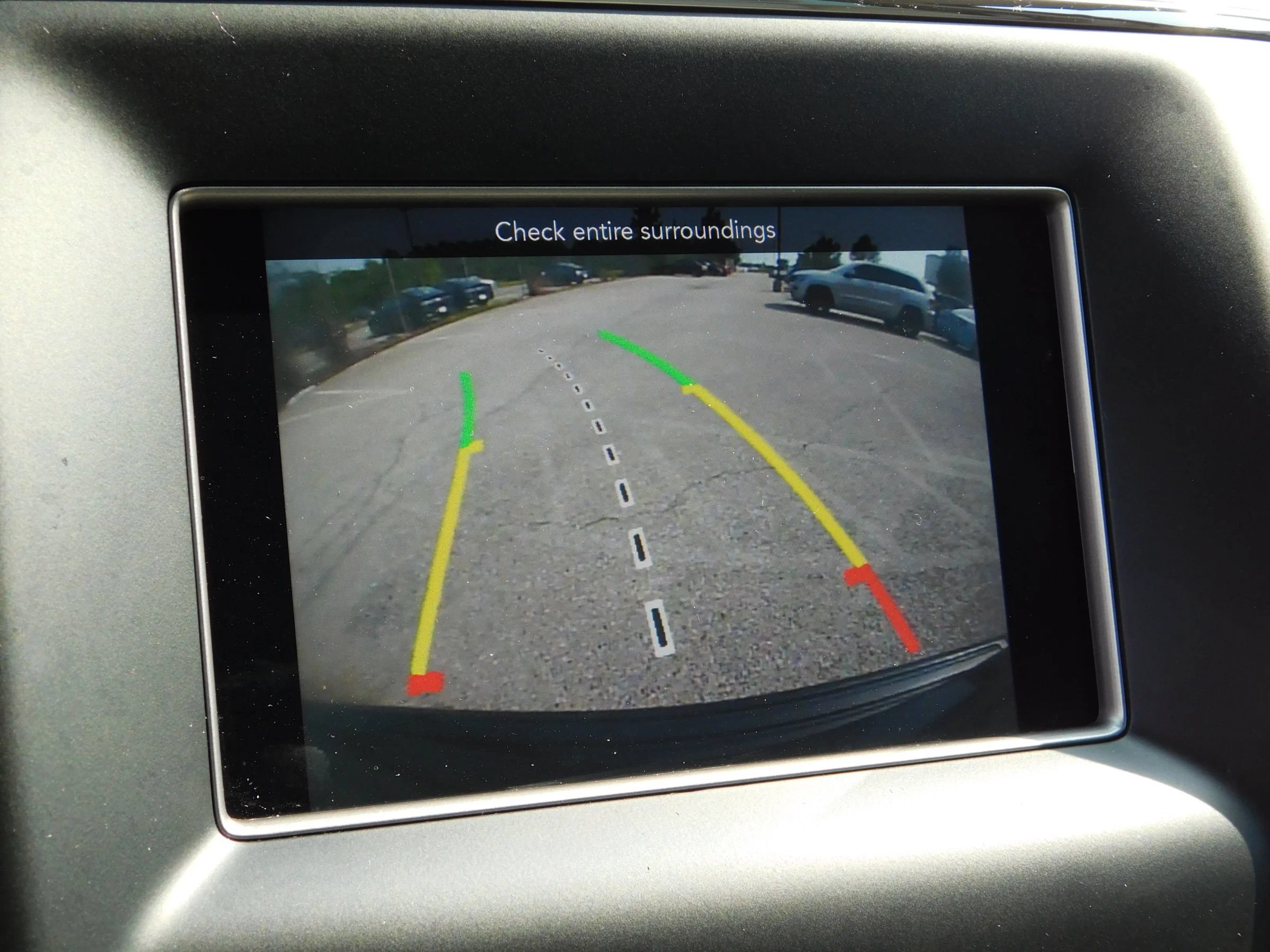 Used 2021 Jeep Grand Cherokee Laredo AWD/4WD image 21