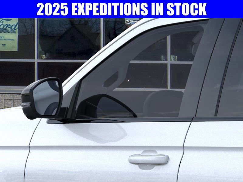 New 2025 Ford Expedition Platinum w/ Stealth Performance Package image 20