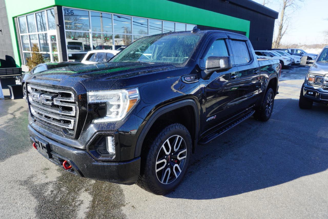 Used 2021 GMC Sierra 1500 AT4 w/ AT4 Premium Package AWD/4WD image 2